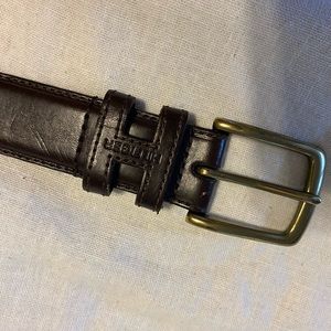 Men’s sze 40 Vtg Tommy Hilfiger leather Belt